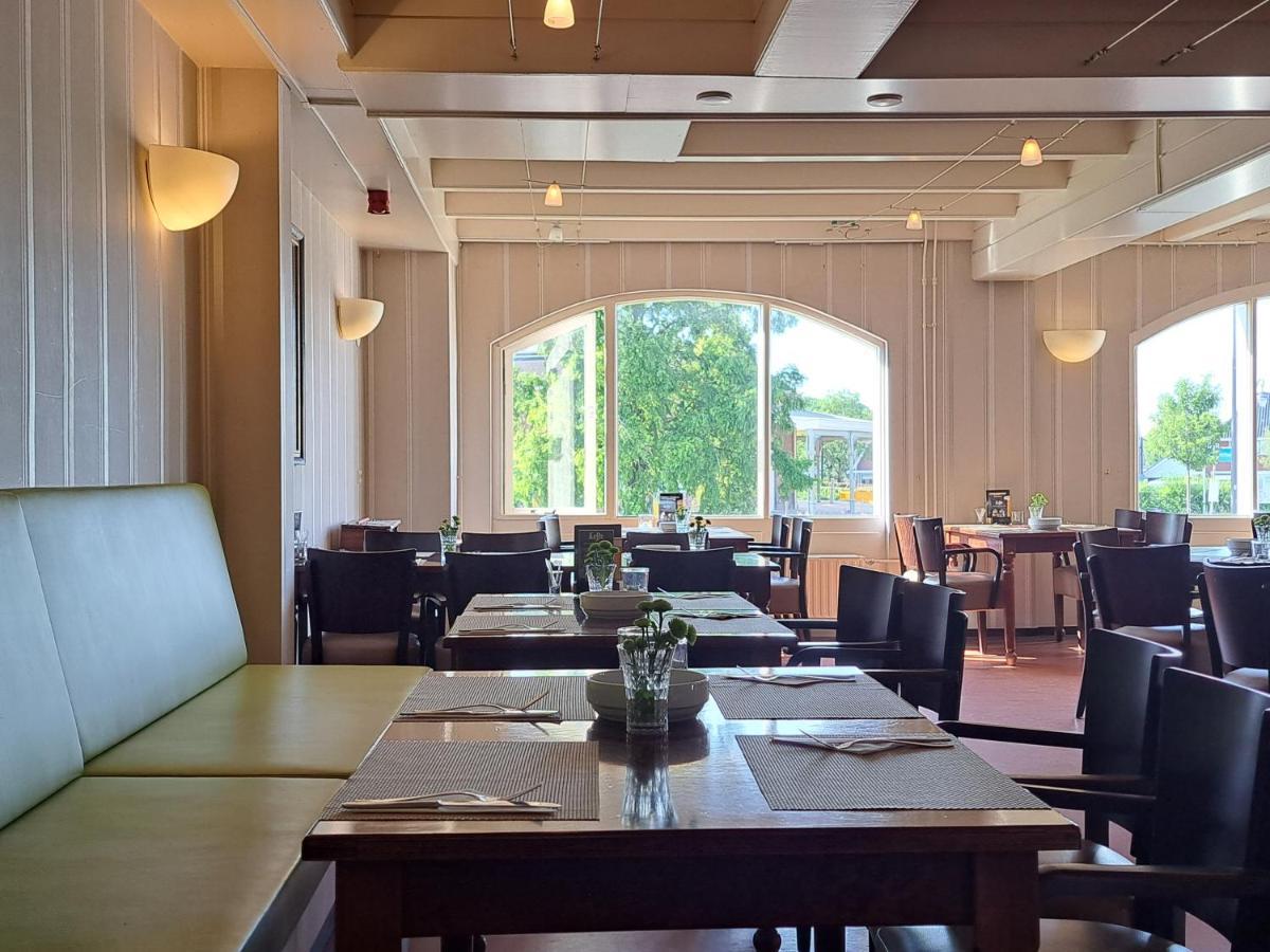 Hotel Restaurant Boven Groningen Делфзейл Екстер'єр фото